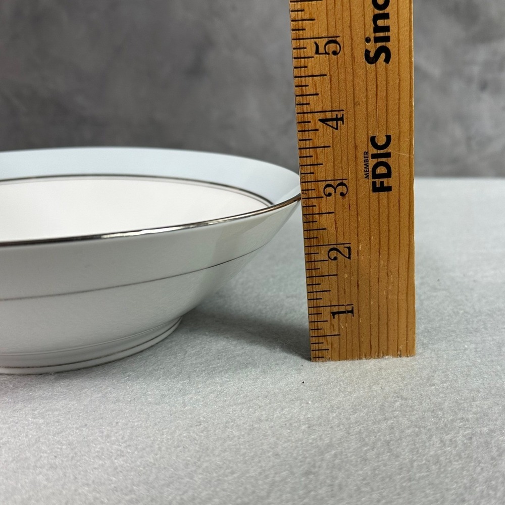 Noritake Bluebell # 5558 8" Round Vegetable Serving Bowl - Picture 6 of 6